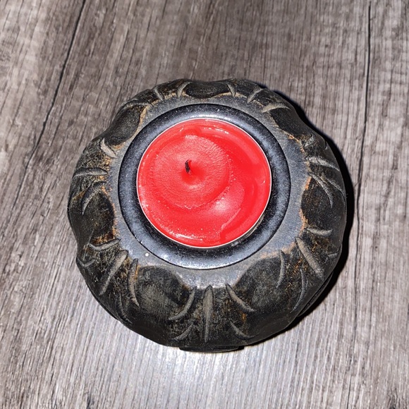 VINTAGE carved wood round candle holders - Picture 4 of 11